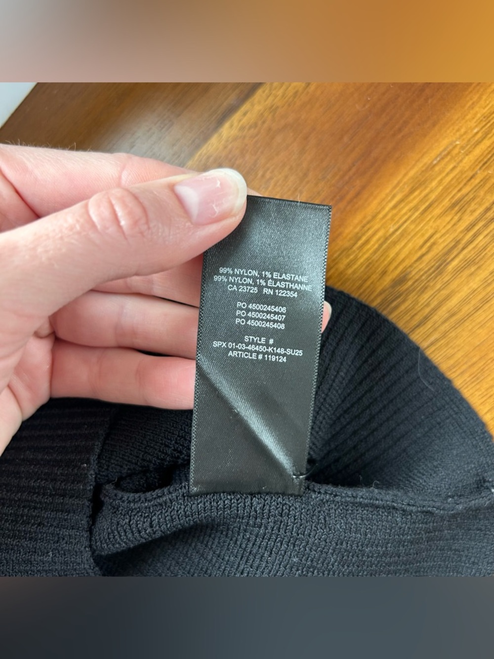 Aritzia Babaton Sculpt Knit Leading Top Black Size Medium - Picture 6 of 6